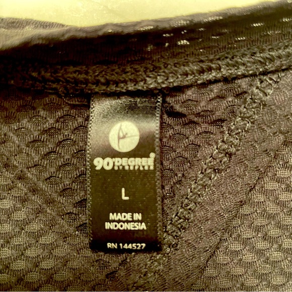 90 degrees sports top L - Picture 5 of 5